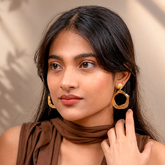 Sculptured Gleam Drop Earrings