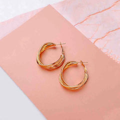 Minimalistic Twisted Hoops