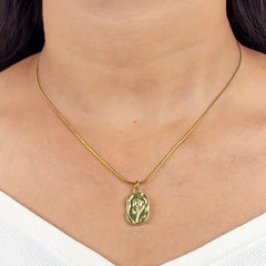 Golden Engraved Rose Pendant Necklace - 18K Gold Plated