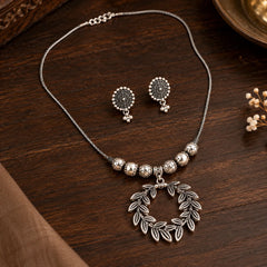 Silver Laurel Leaf Necklace Set