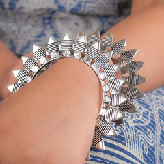 Ethnic Oxidised Round Leaf Bangles