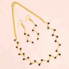 Traditional Zig Zag Black Beaded Link Set