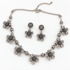 Silver Bloom Necklace Set