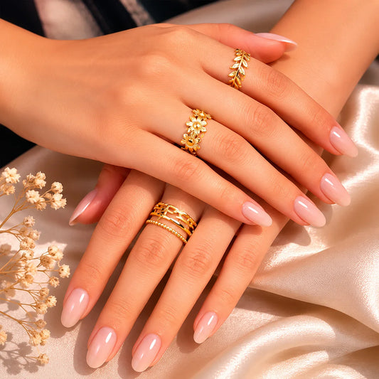 Pack of 2 Golden Floral Leaf Link Chain Rings