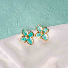 Elegant Golden Floral Stud Earrings - 18K Gold Plated