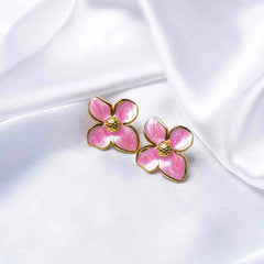 Elegant Golden Floral Stud Earrings - 18K Gold Plated