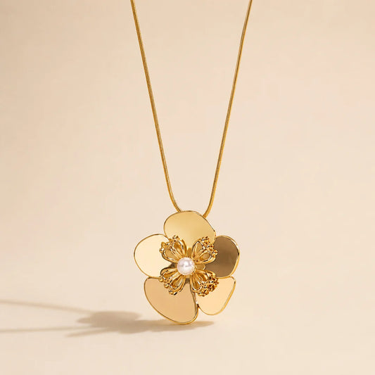 Golden Floral Bloom Necklace - 18K Gold Plated