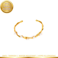 Elegant Pearl Cuff Bracelet - 18K Gold Plated