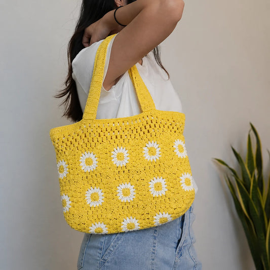 Crochet Light Floral Shoulder Bag