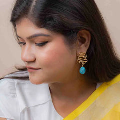 Textured Golden Druzzy Stone Drop Earrings