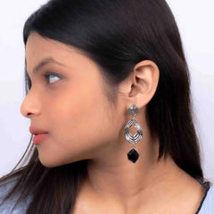 Asymetrical Resin Stoned Drop Earrings