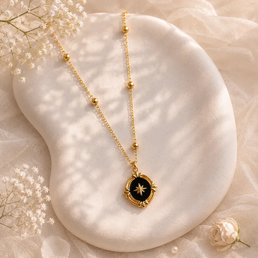 Vintage Star Medallion Necklace - 18K Gold Plated
