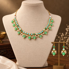 Sleek Green Kundan Necklace Set