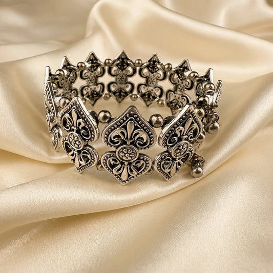 Oxidised Quatrefoil Bracelet