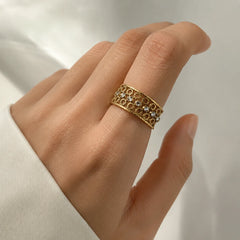 Filigree Crystal Band Ring - 18K Gold Plated