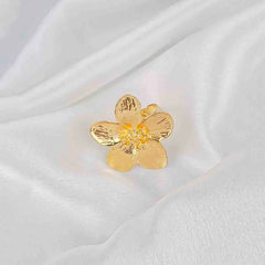 Delicate Pearl Floral Statement Ring