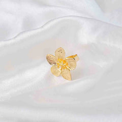 Delicate Pearl Floral Statement Ring