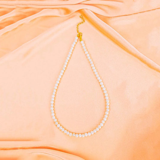 Classic Pearl Necklace