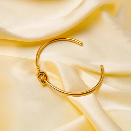 Knot Open Cuff Bracelet - 18K Gold Plated