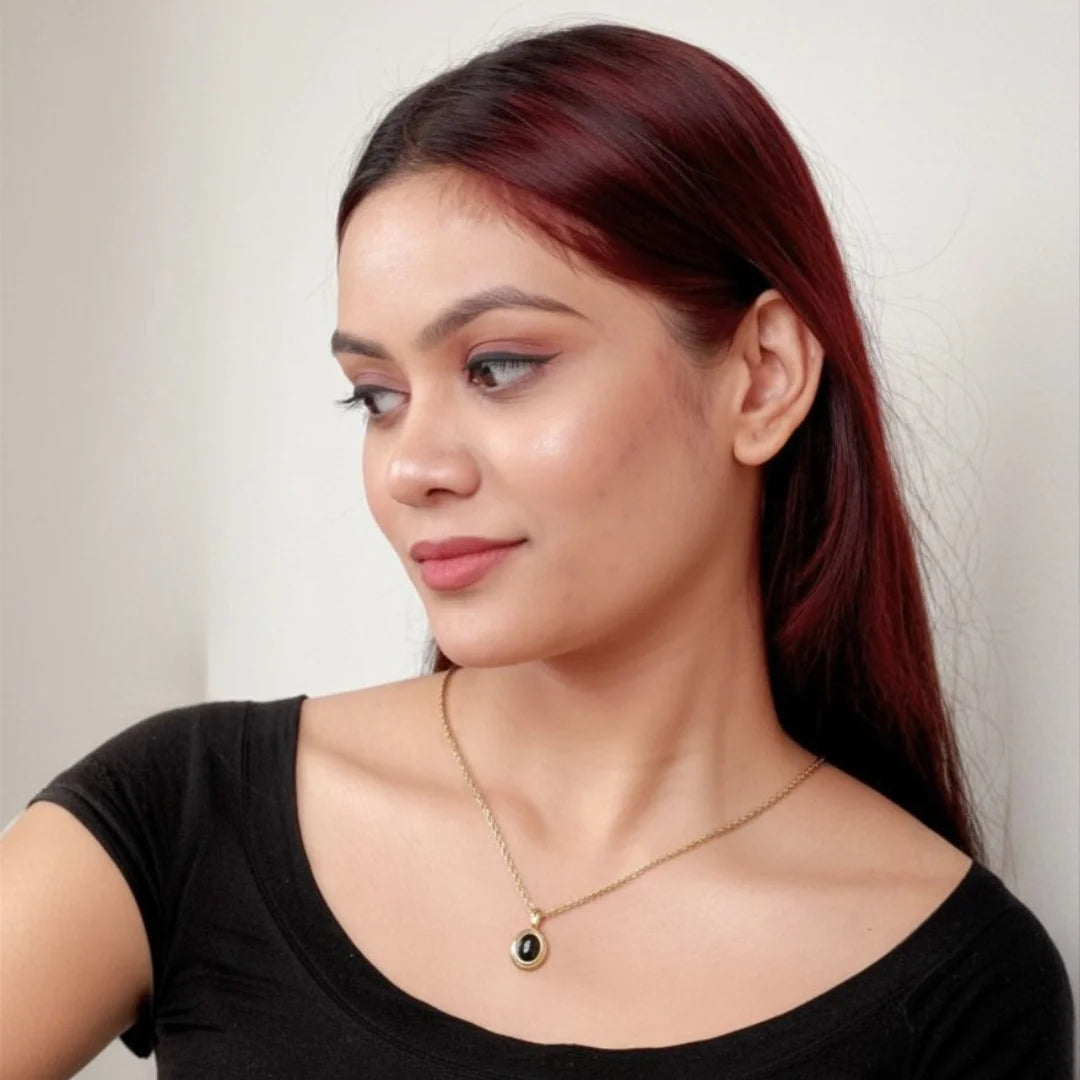 Black Oval Pendant Rope Chain Necklace - 18K Gold Plated
