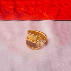 Brass Ribbed Chain Ring