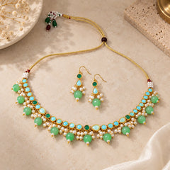 Sleek Green Kundan Necklace Set