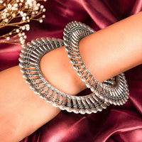 Ethnic Oxidised Round Bangles
