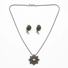Meher floral Oxidised Jewellery Set