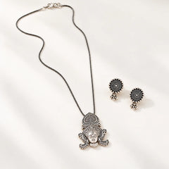 Devi Silver Necklace Set