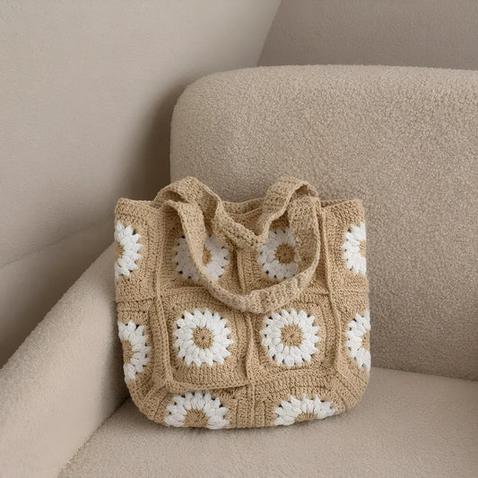 Fawn White Daisy Crochet Tote