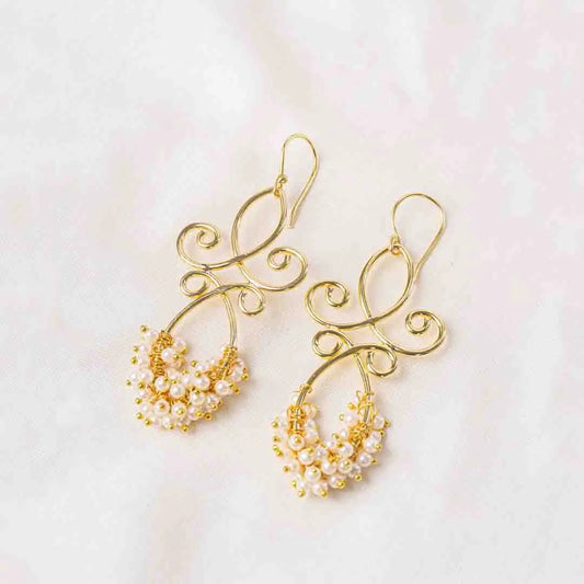 Traditional Filigree Frame Pearl Mogra Earrings