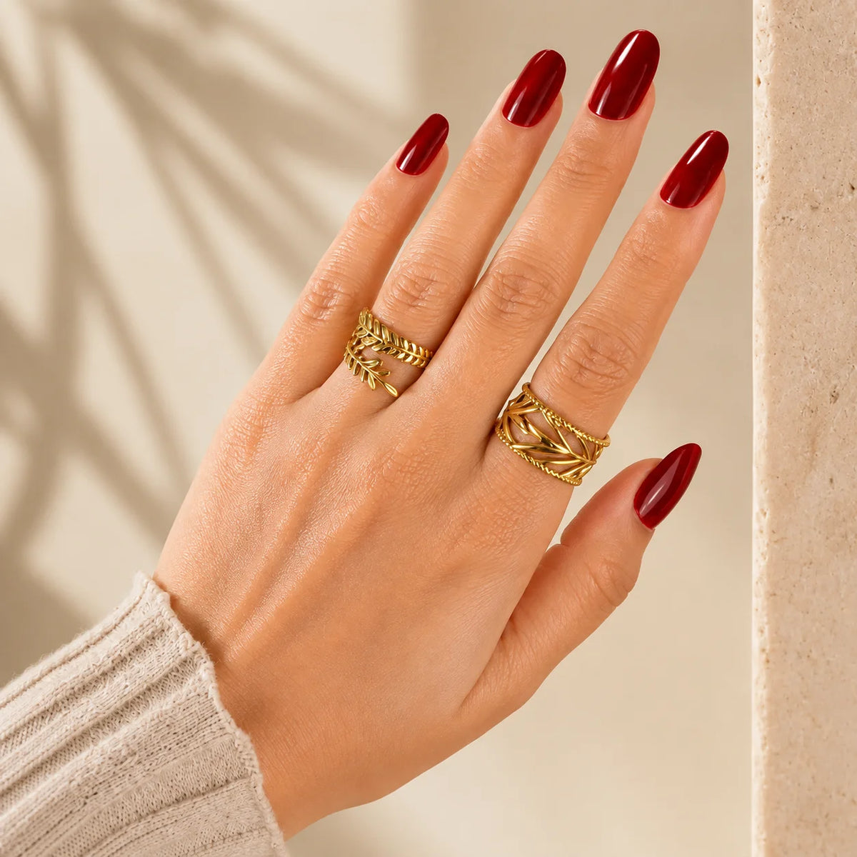 Pack of 2 Golden Leaves Intertwisted Vine and Band Rings