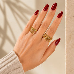 Pack of 2 Golden Leaves Intertwisted Vine and Band Rings