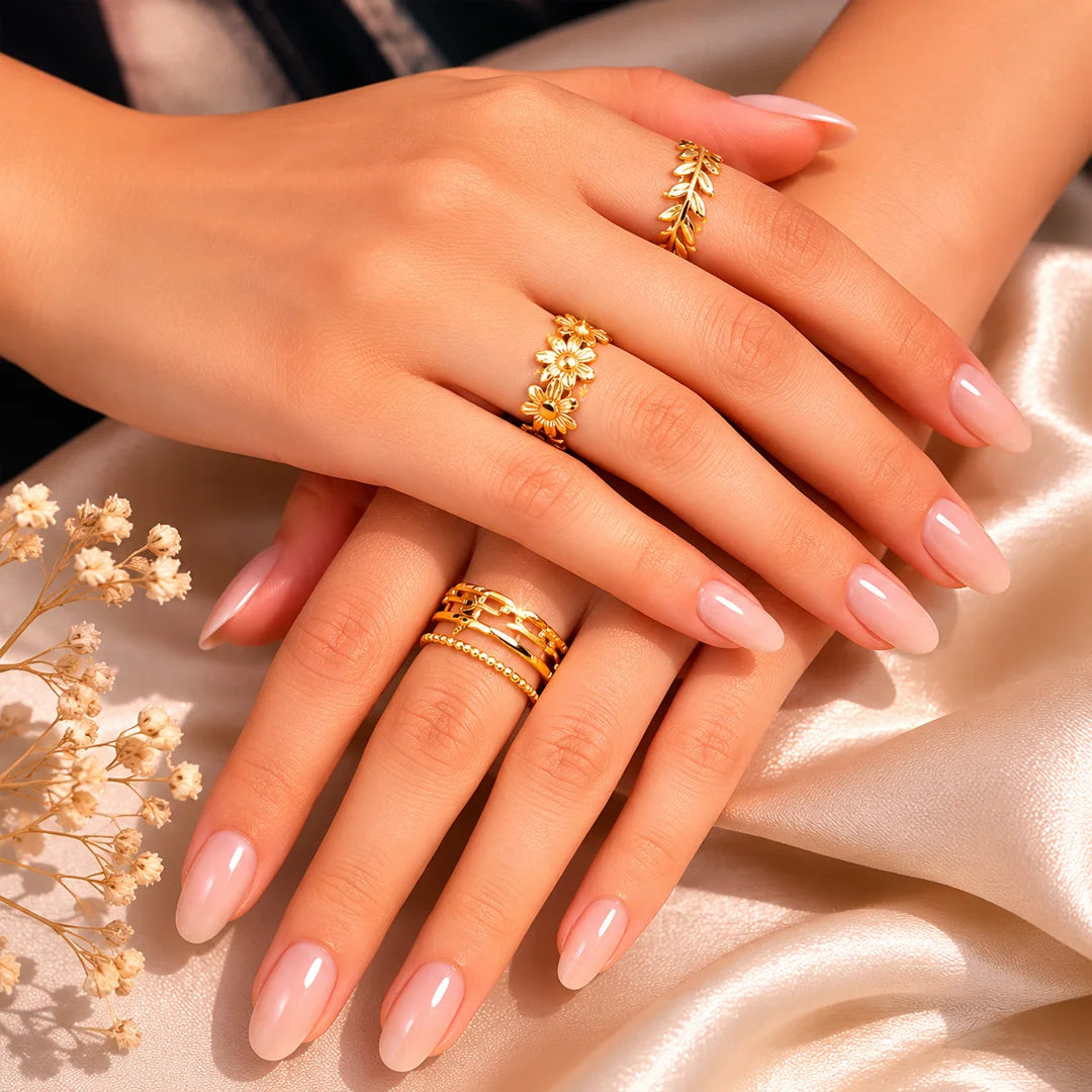 Pack of 2 Golden Floral Leaf Link Chain Rings