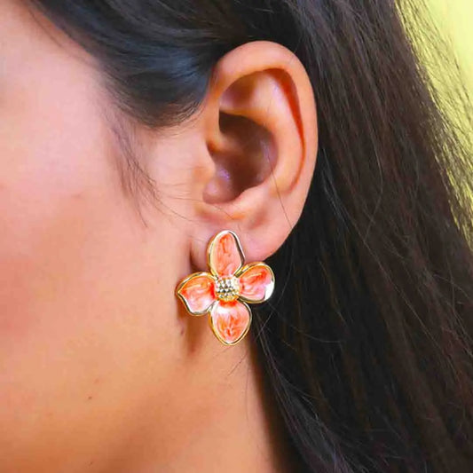 Elegant Golden Floral Stud Earrings