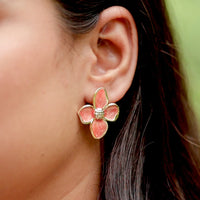 Elegant Golden Floral Stud Earrings - 18K Gold Plated