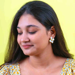 Elegant Golden Floral Stud Earrings - 18K Gold Plated