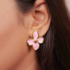Elegant Golden Floral Stud Earrings - 18K Gold Plated