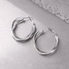Minimalistic Twisted Hoops