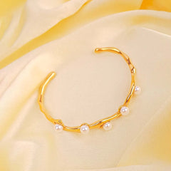 Elegant Pearl Cuff Bracelet - 18K Gold Plated
