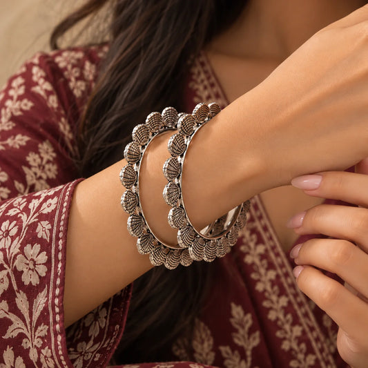 Oxidised Shell Motif Bangles