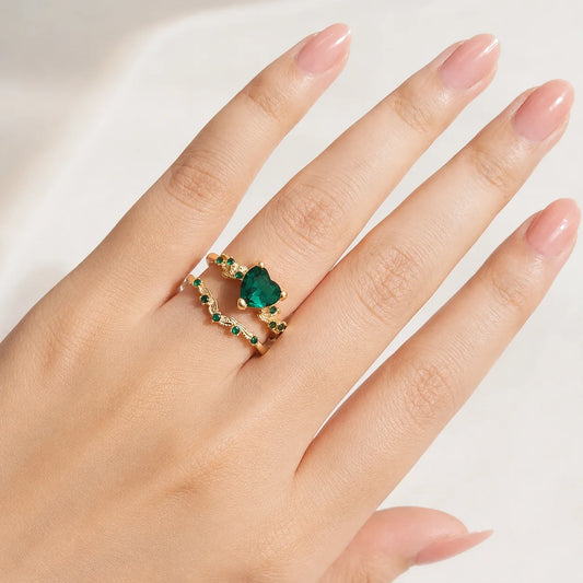 Emerald Crystal Heart Rings Set