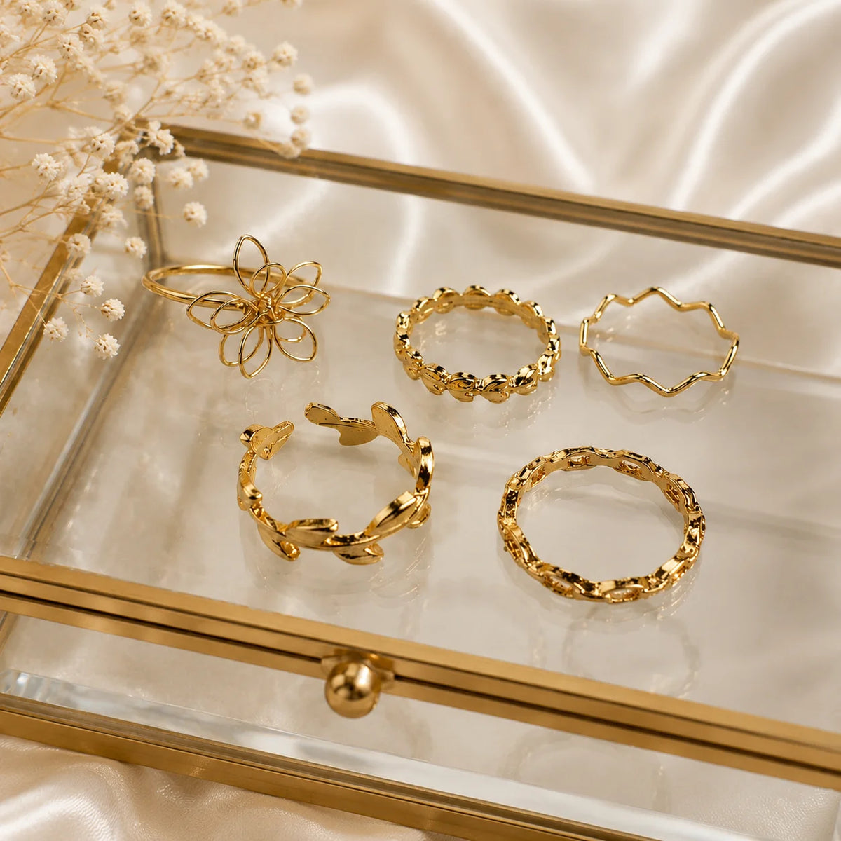 Gold-Tone Minimal Stacking Ring Combo