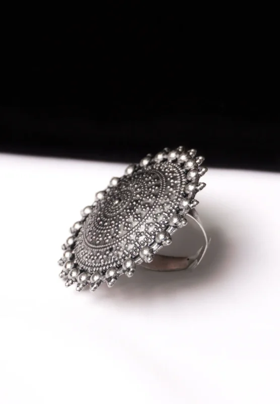 Handcrafted oxidized silver-tone statement ring with fine beaded borders, and oxidised silver stone finish