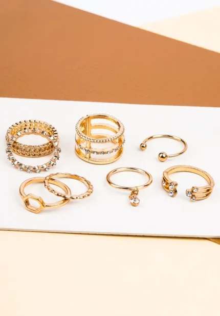 Pack of 8 Golden Bejewelled Rings Combo