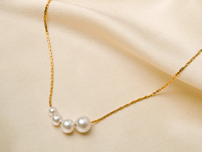 Classic Pearl pendants2