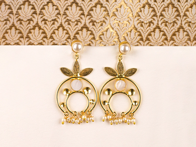 How to style every earring type using colorful dangle earrings