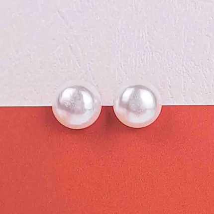 Minimalist pearl studs with rubber push back, perfect for daily wear