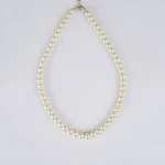 Classic Pearl Round Necklace - Image 3