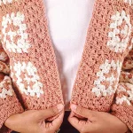 Patterned Peach Crochet Cardigan - Image 8